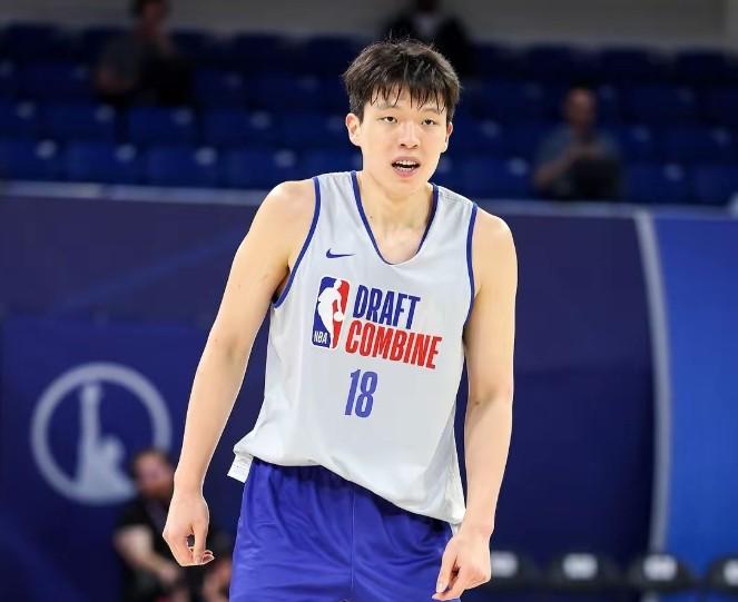 Hoopshype更新模拟选秀排名：杨瀚森在第二轮第36顺位被篮网选中